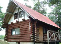 野営場バンガロー